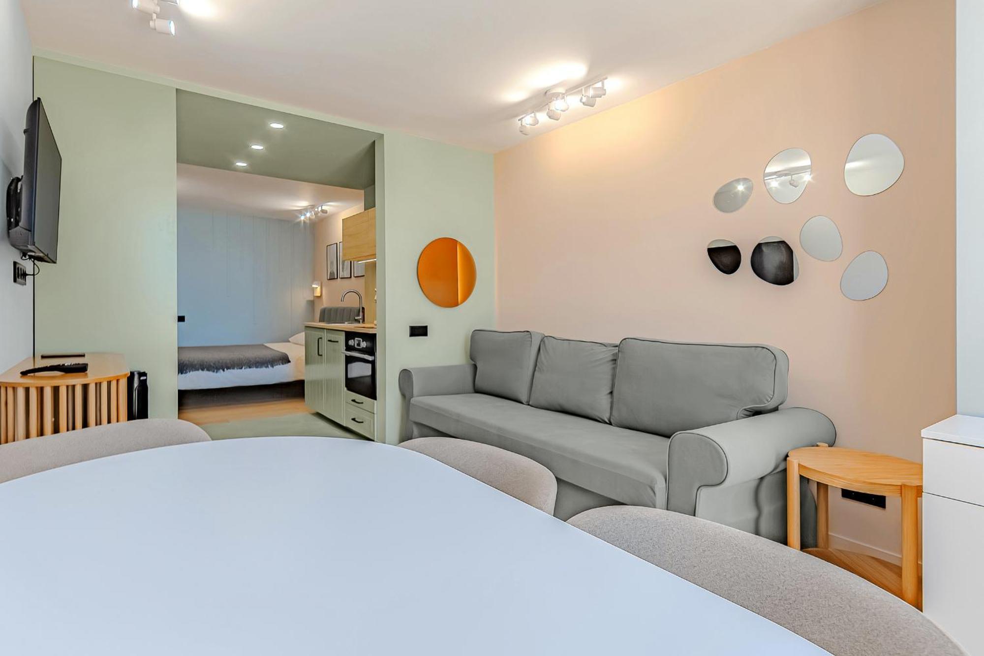 Apartment Newly Renovated 2 Min From Playa La Arena