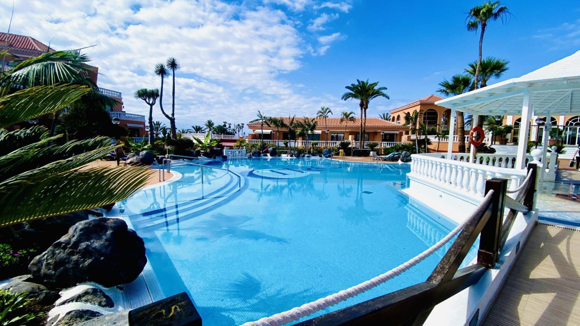 Boho Chic On The By Deihu Experiences Apartamento Playa de las Américas