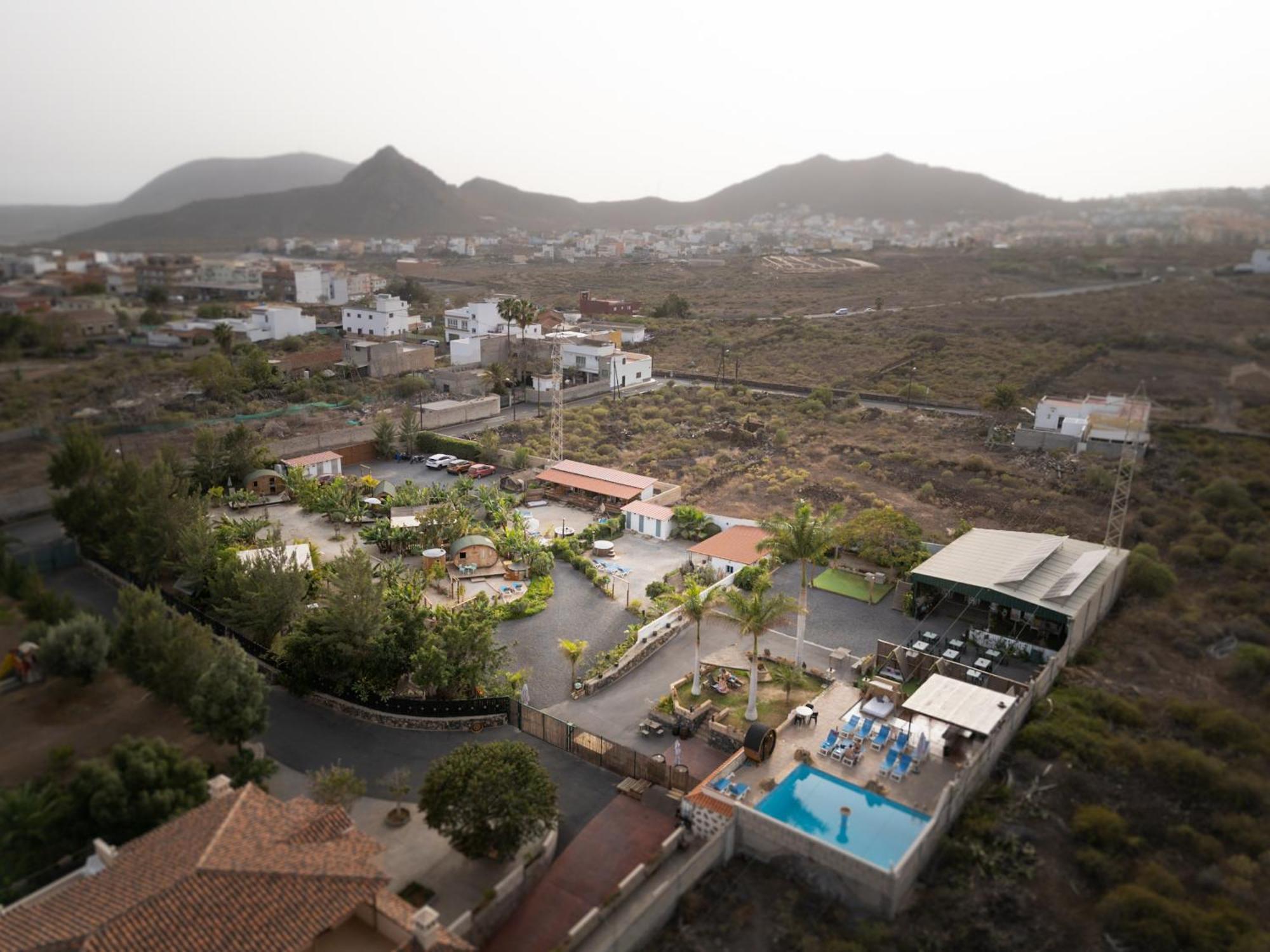 Amani Con Jacuzzi Piscina Y Naturaleza * Buzanada