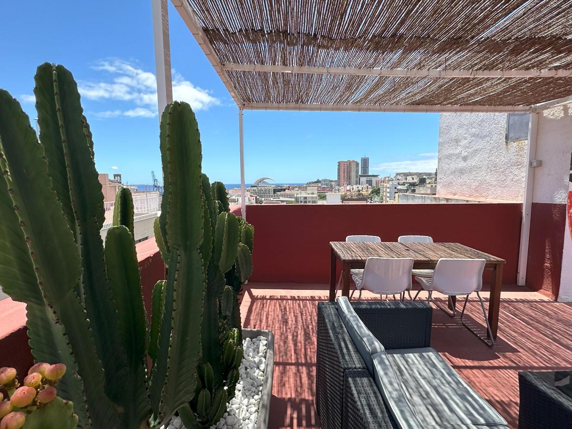 Santa Cruz Luxury Low-cost With Terrace & Views
