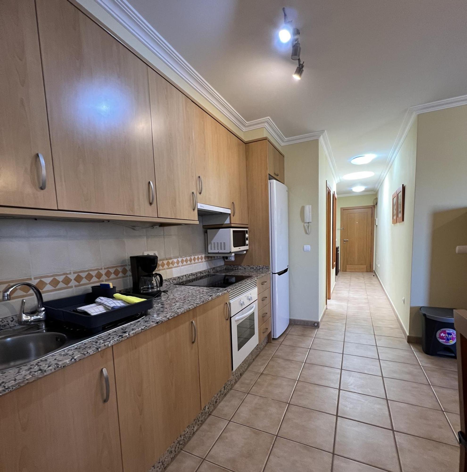 One Bed In With Sea Views K120 Apartment