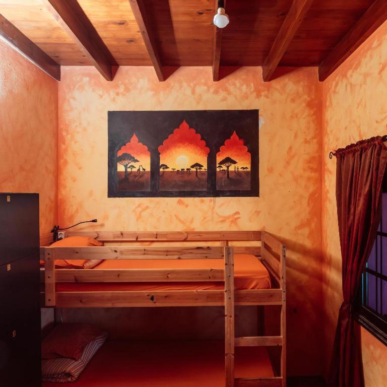 Guest house Amigos By Youroom
