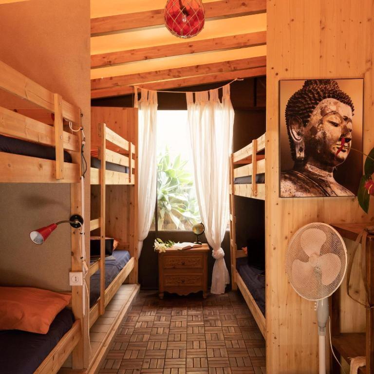 Amigos By Youroom Guest house La Mareta