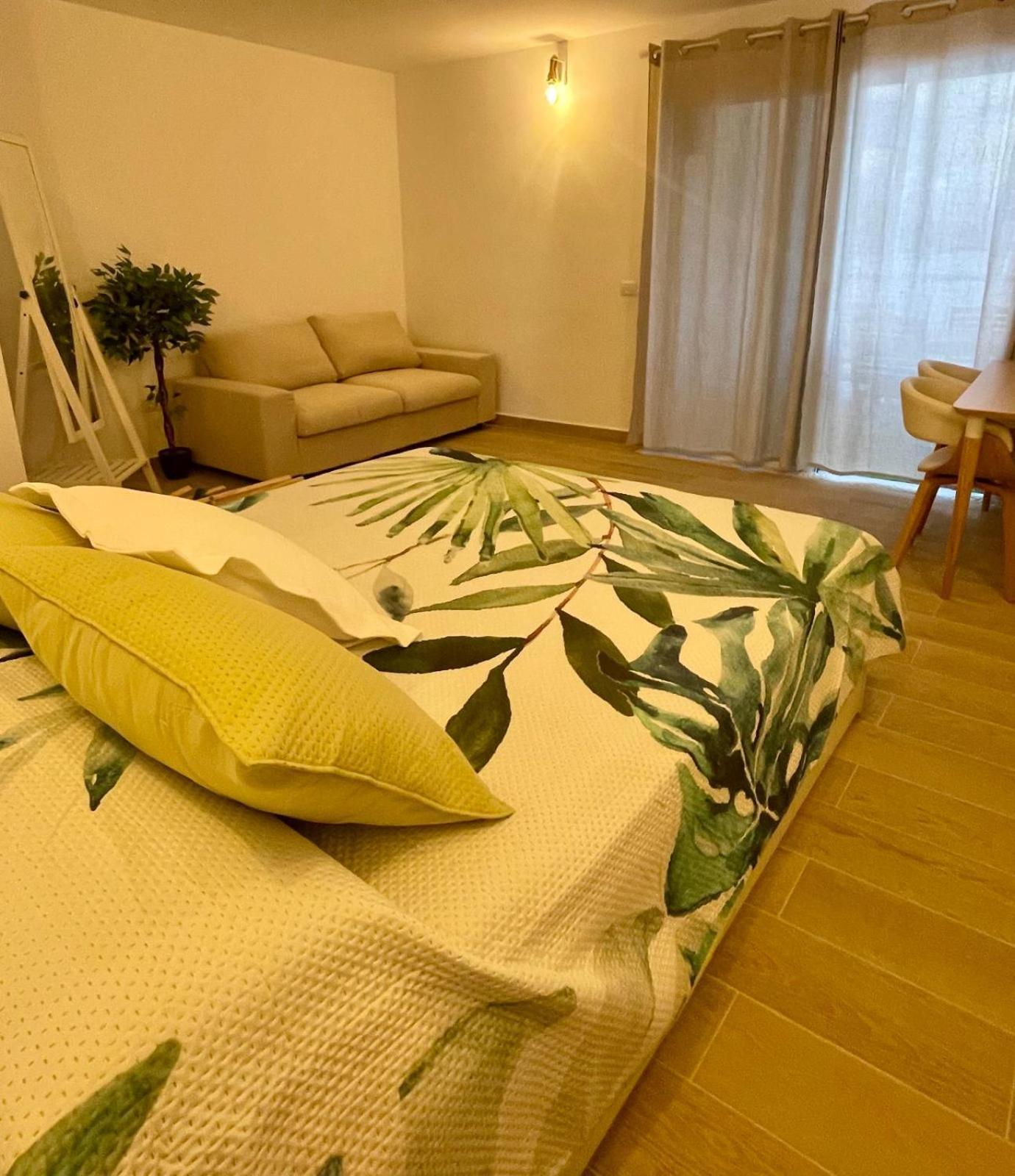 Apartment Inside The Wave A