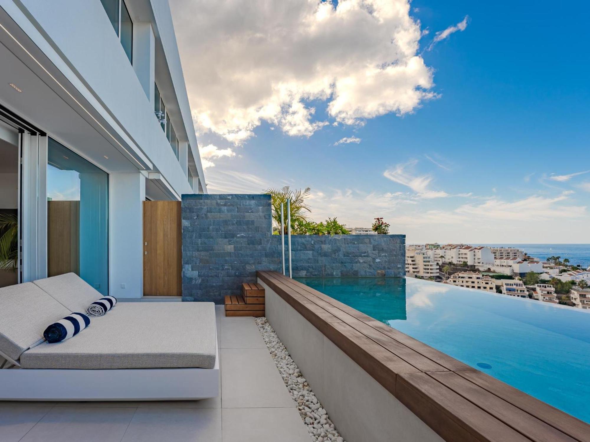 Aquasuites Luxury Penthouse A03 Acantilado de los Gigantes