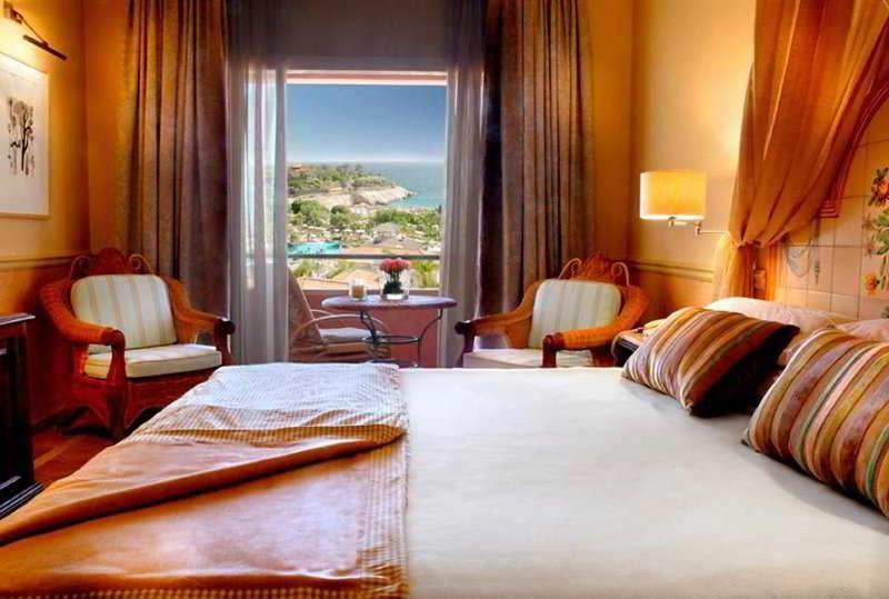 Hotel Bahia Del Duque