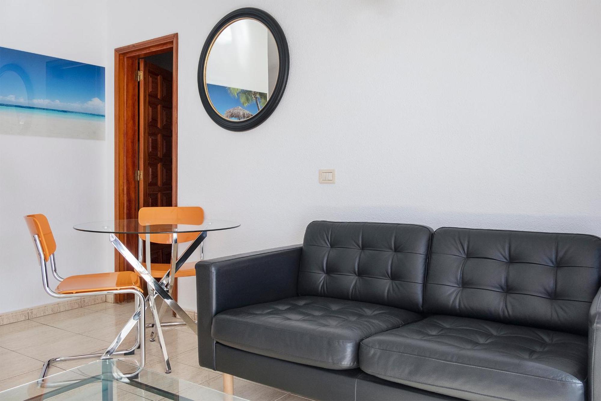 The Club - - Dining - Events Apartment *