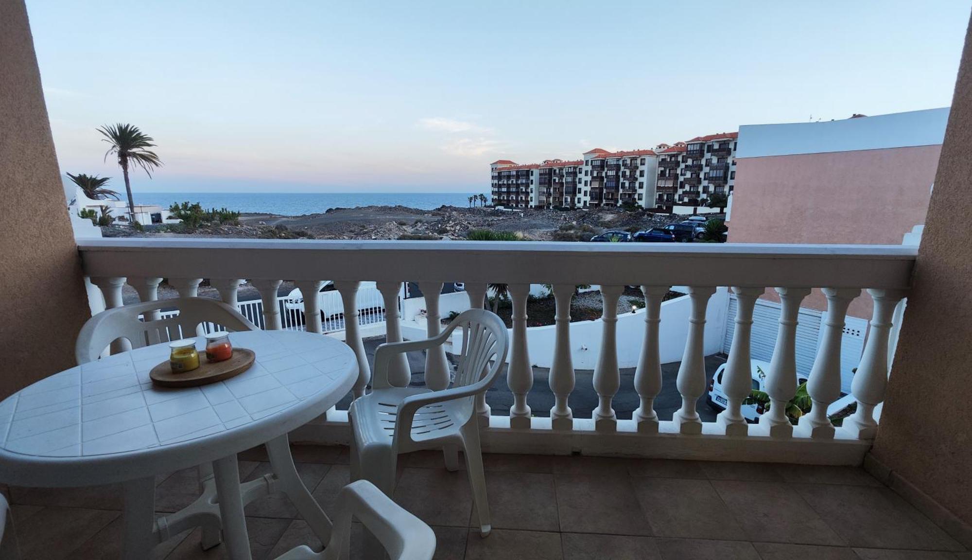 Encantador Estudio Con Terraza Privada Y Espectaculares Vistas Al Mar En Costa Del Silencio, Cerca De Cristianos Apartment *