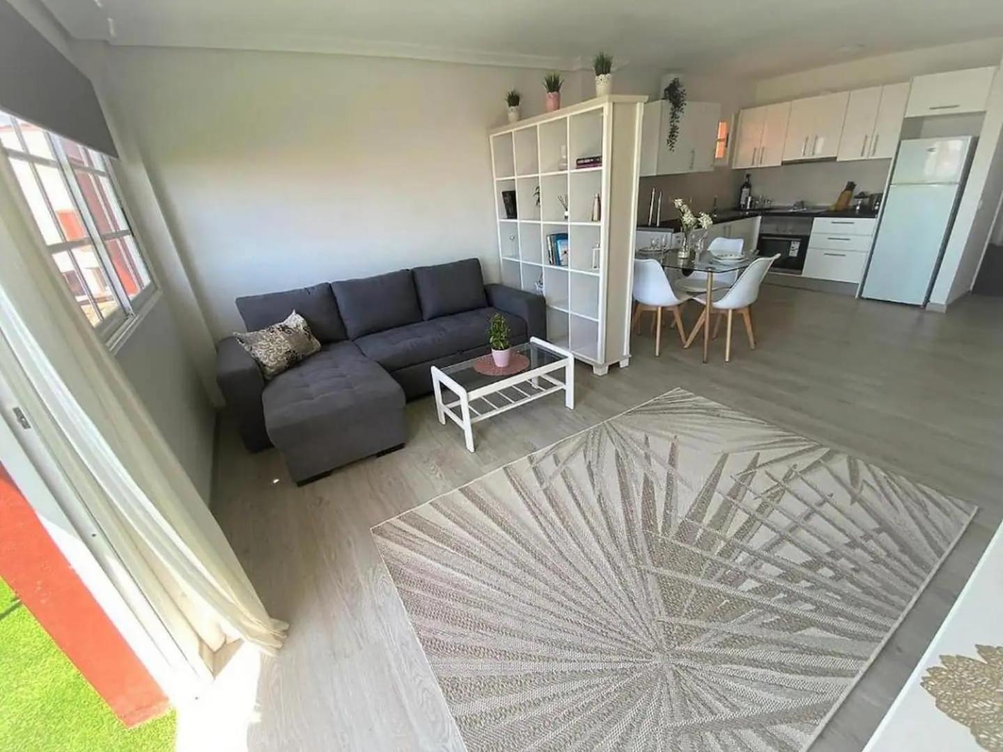 Heights 7 - Two Bed Apartamento Los Cristianos (Tenerife)