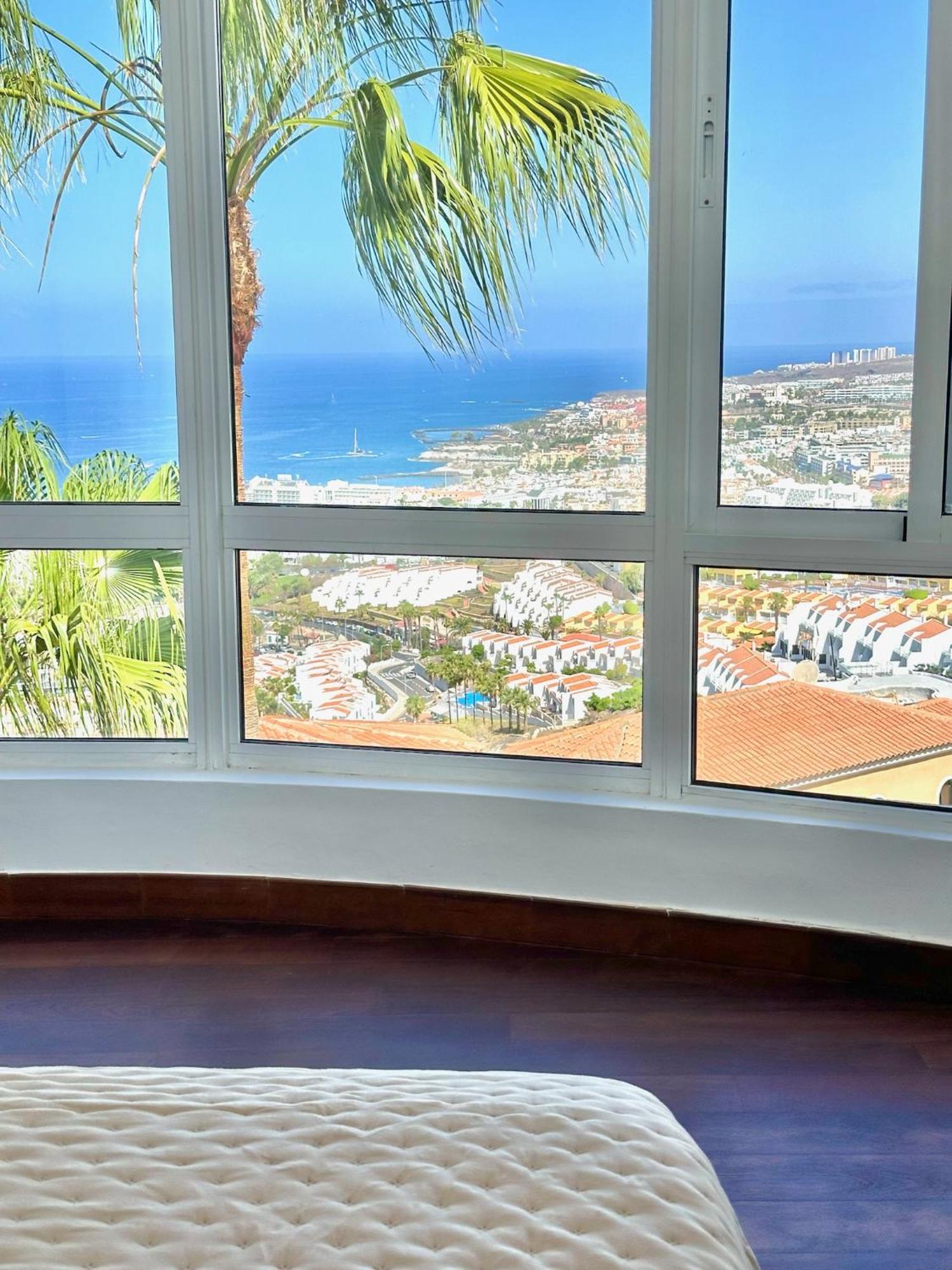 Luxury Villa Taoro With Private Heated Pool