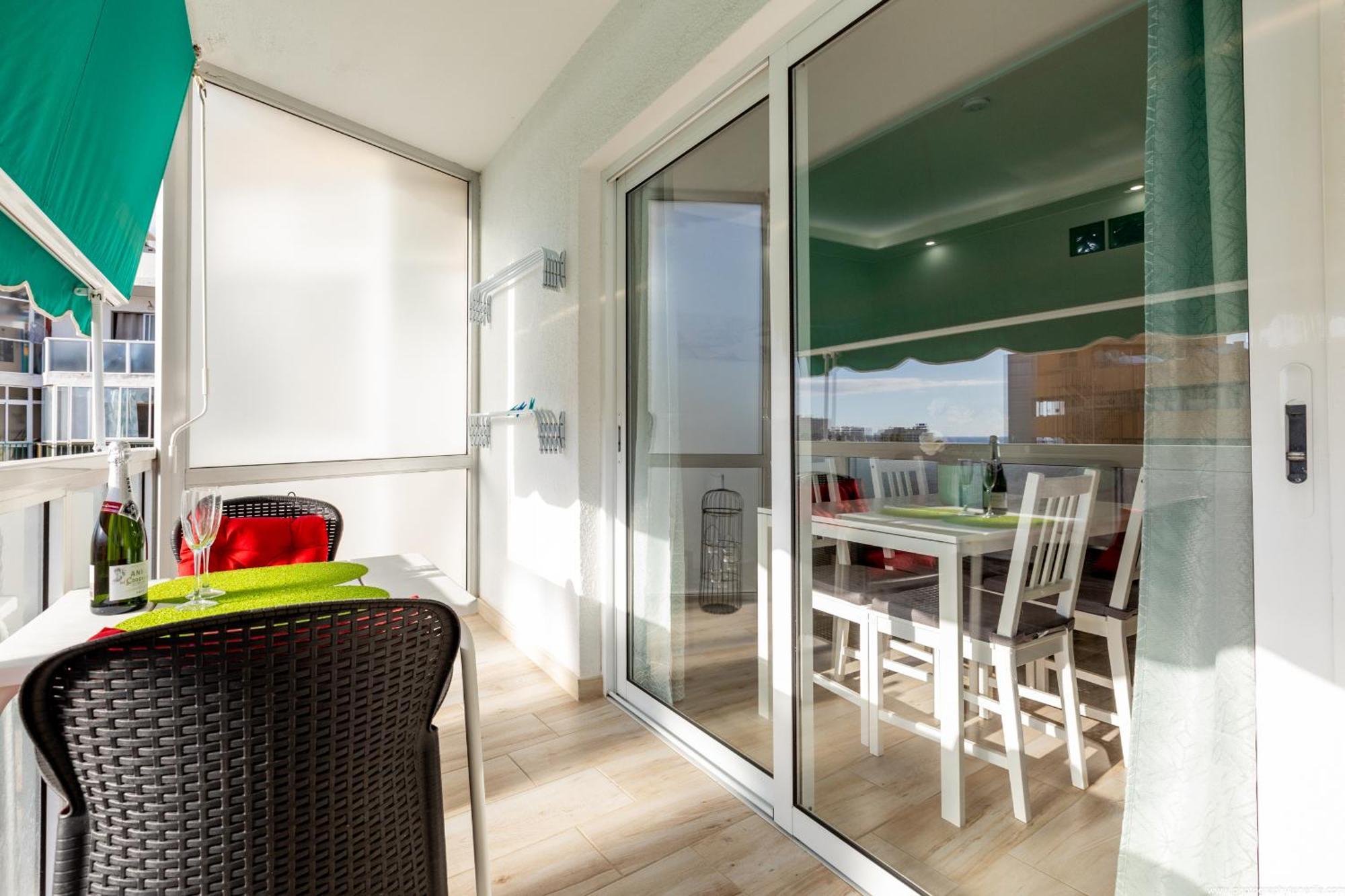 523 Las Terrazas Chic Apartment, Free Wi Fi Pool Apartamento Playa de las Américas