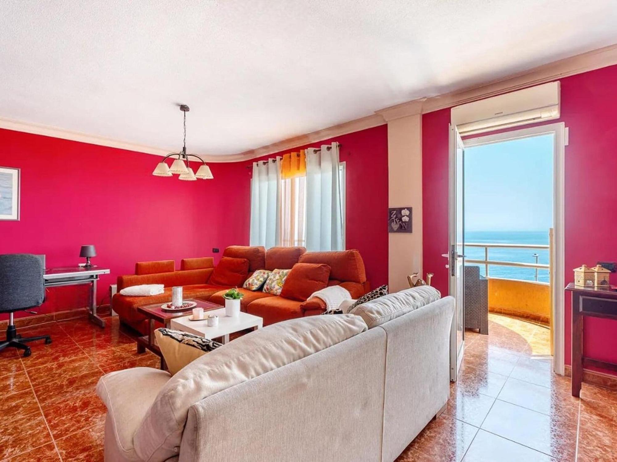 With Magnificent Sea Views Apartamento