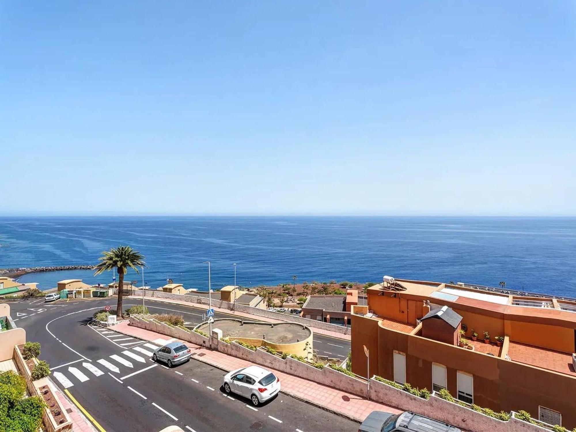 With Magnificent Sea Views *