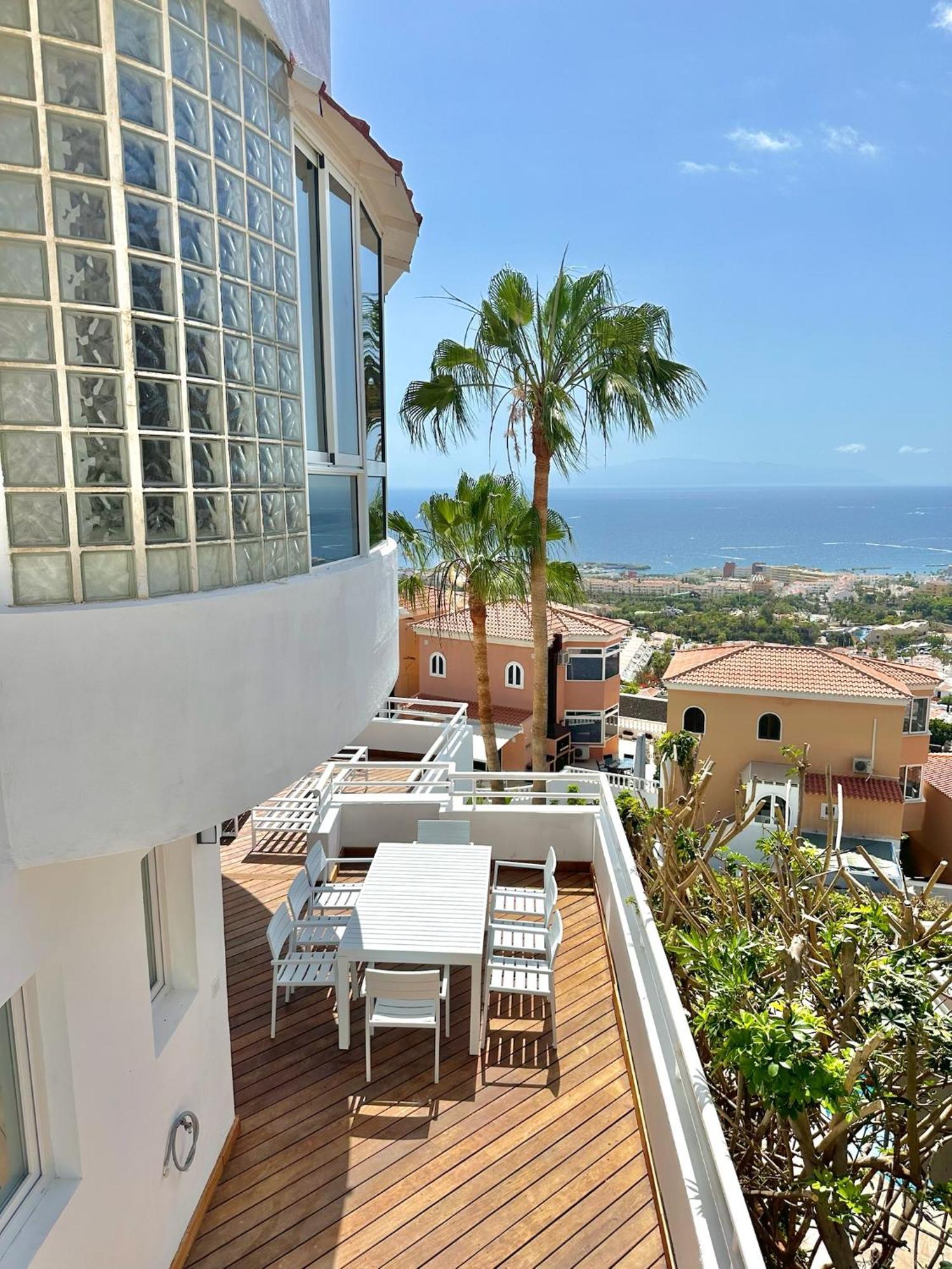 Luxury Villa Taoro With Private Heated Pool Villa