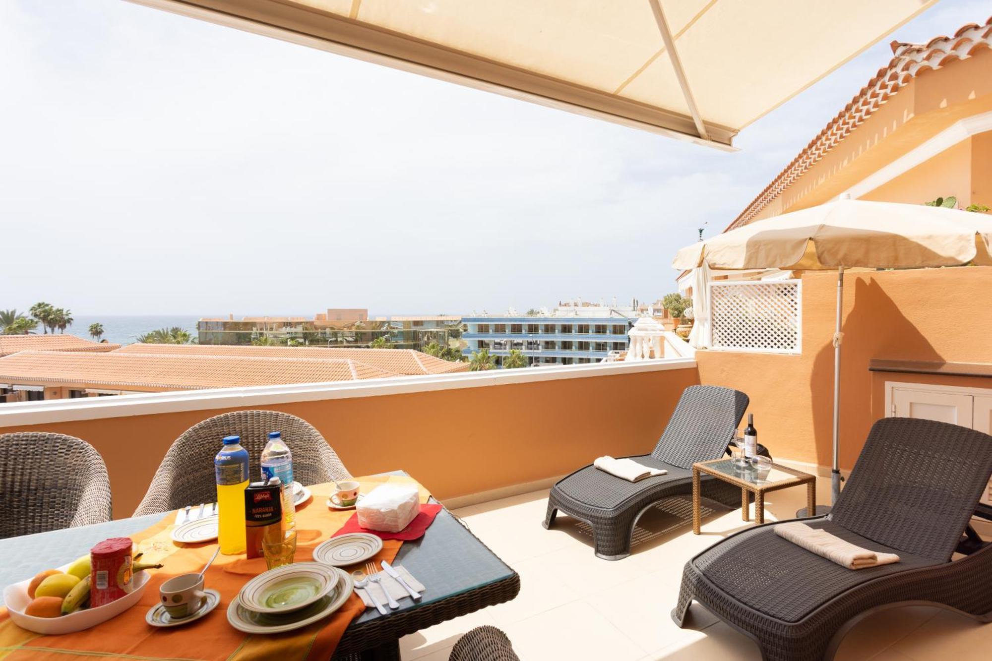 Apartamento Exclusive Penthouse Playa Vistas 5 Close To Sea And Beach, Aircondition For A Fee, Wifi, Terrace, Heated Pool