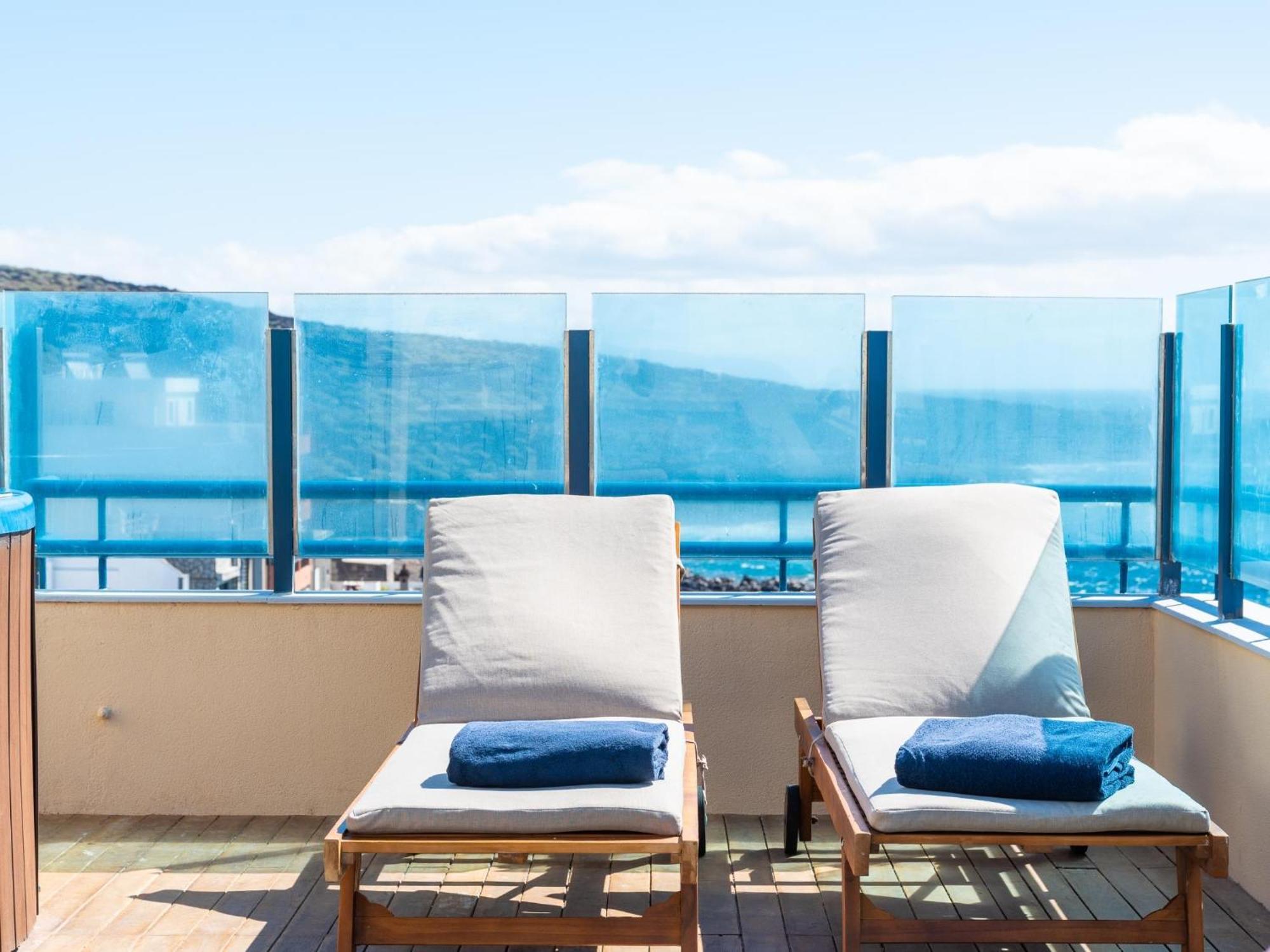 La Mar Loft With Hot Tub