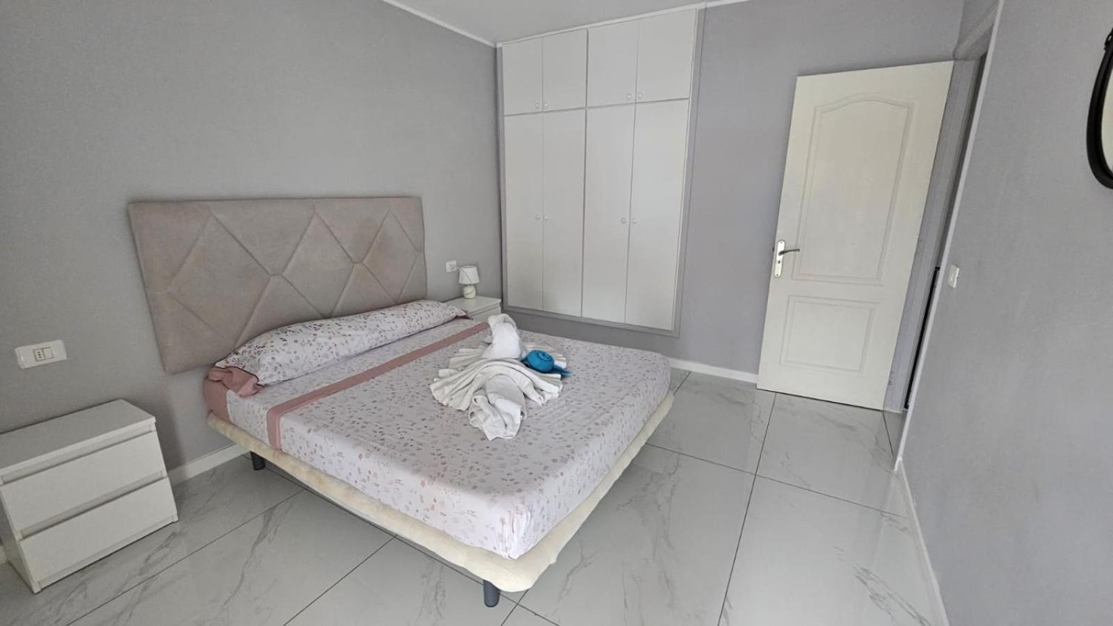 Paraiso Altemar, Duplex Americas Appartement