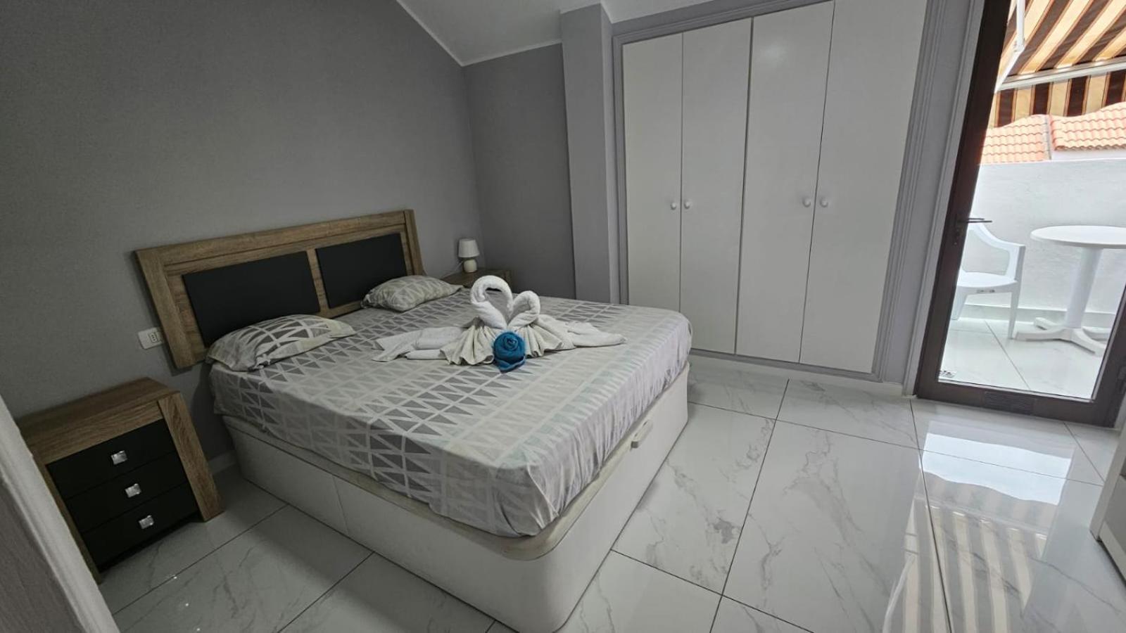 Paraiso Altemar, Duplex Americas