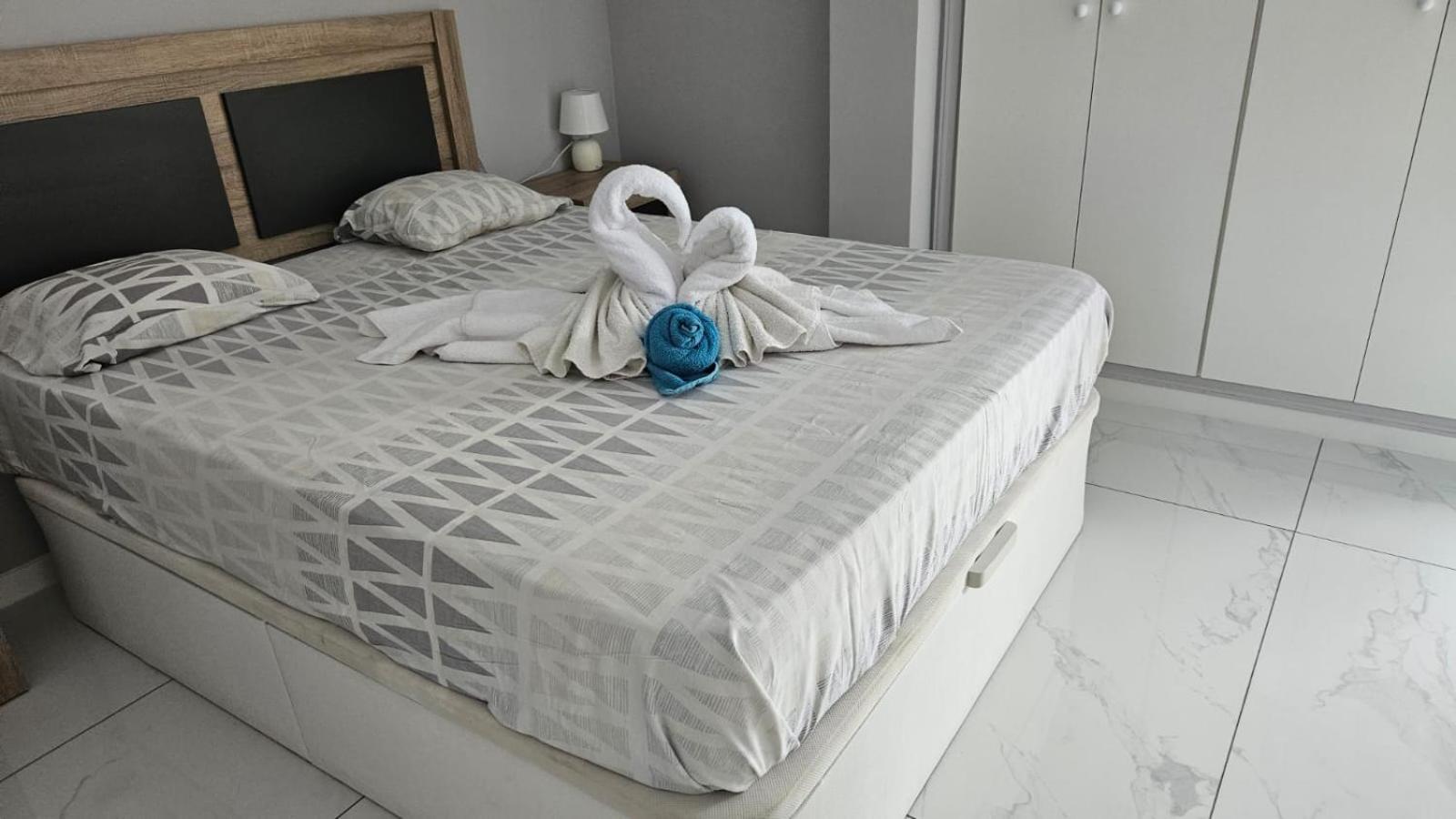 Appartement Paraiso Altemar, Duplex Americas