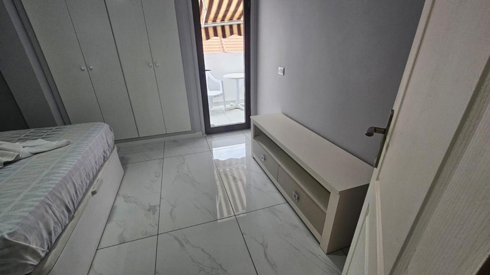 Paraiso Altemar, Duplex Americas Appartement