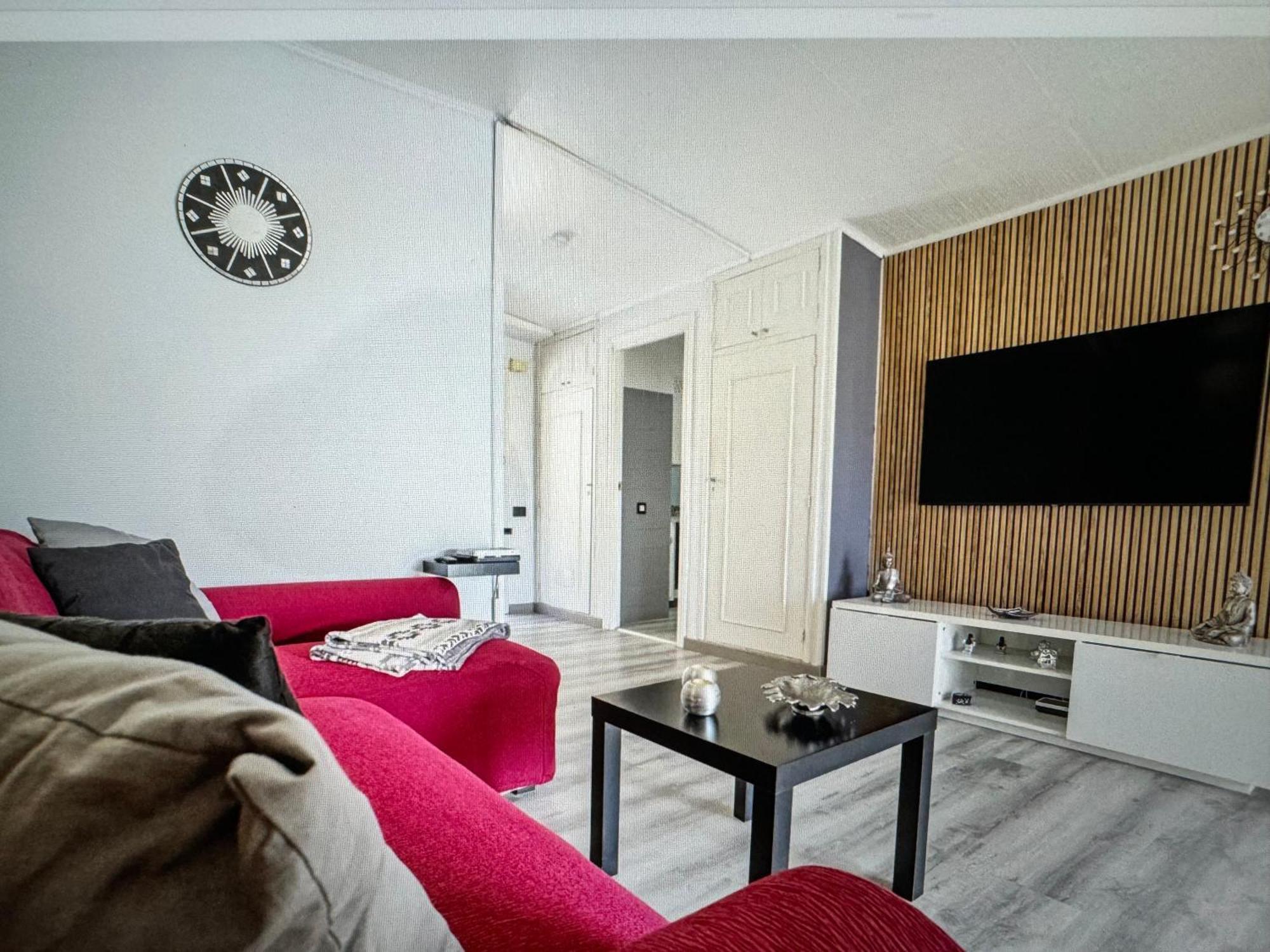 Laurent Suite