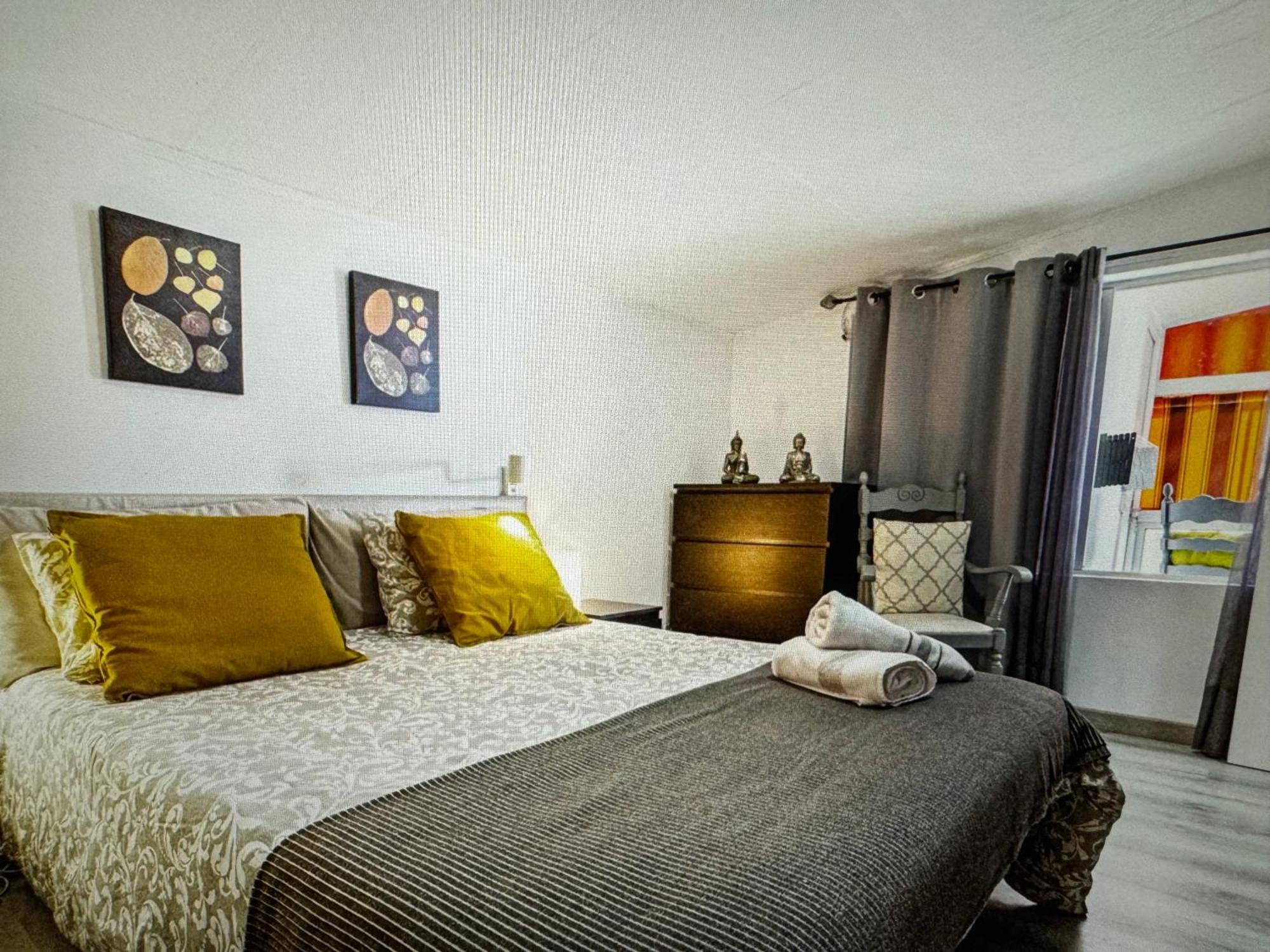 Laurent Suite