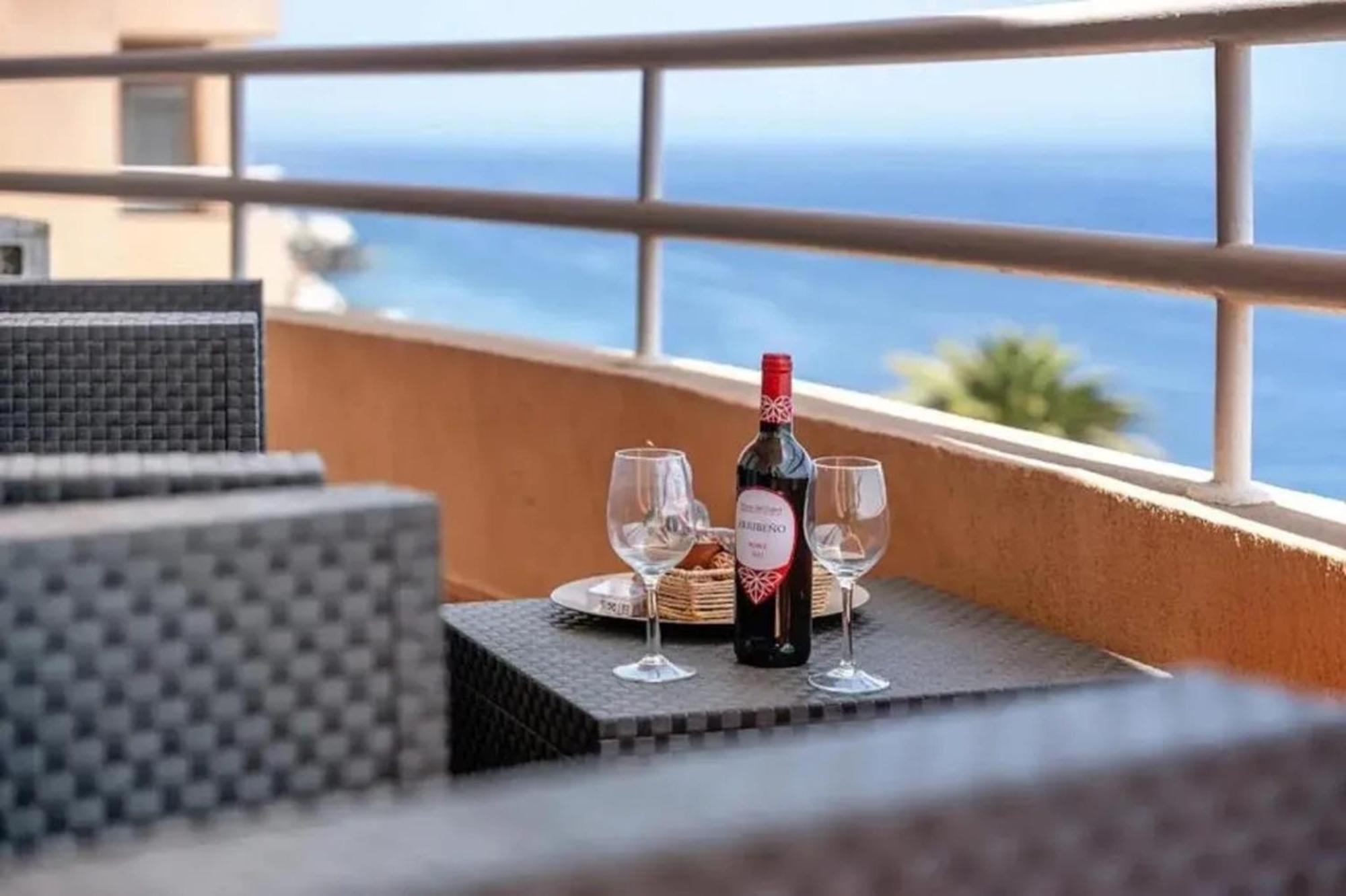 Luxurious In + Sea View *