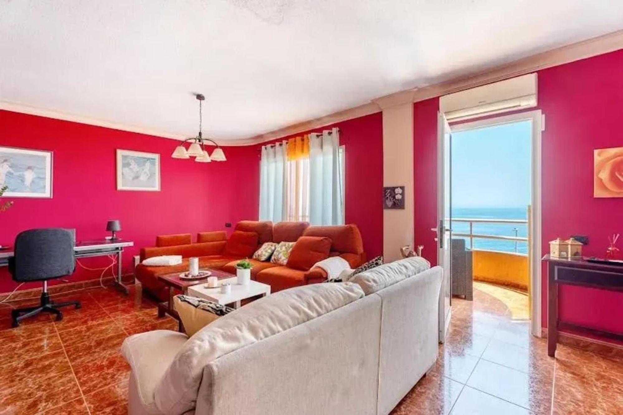 Luxurious In + Sea View Radazul