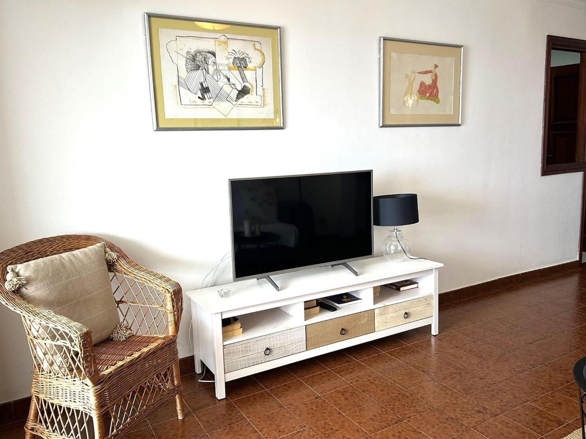 Flat, Apartment
