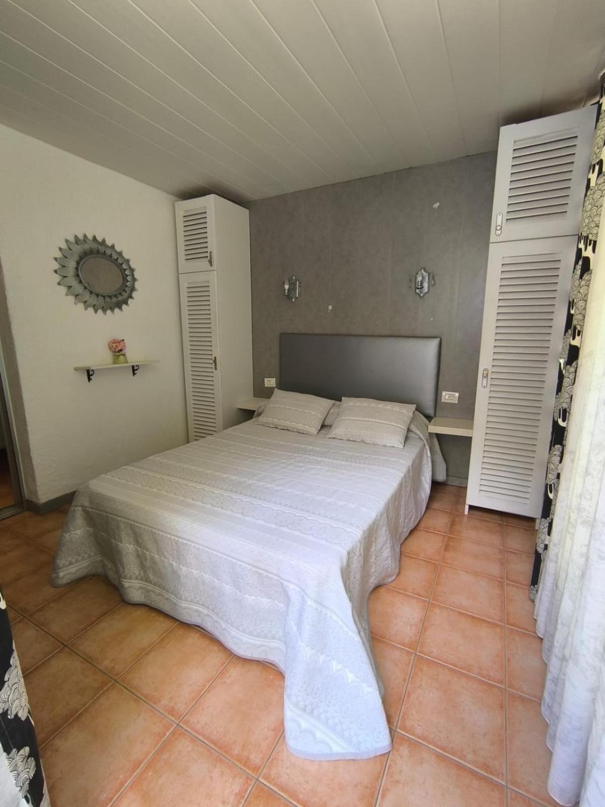 Las Americas Paradero Garden & Swimming Pool