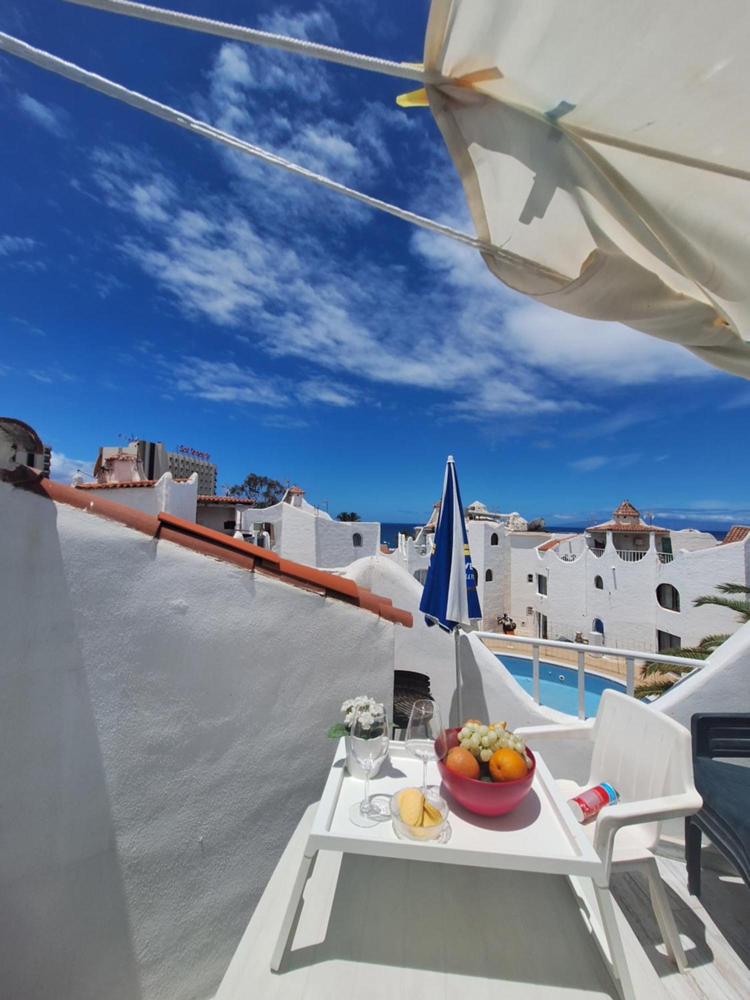 Apartment Wonderful White Appartament In Tortugas