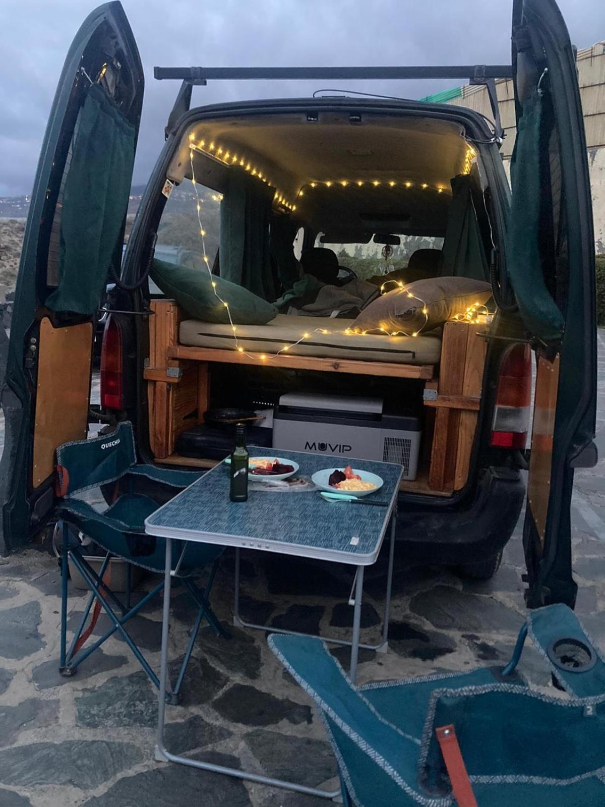 Camping Beautiful Campervan To Rent Santa-Cruz de Ténérife