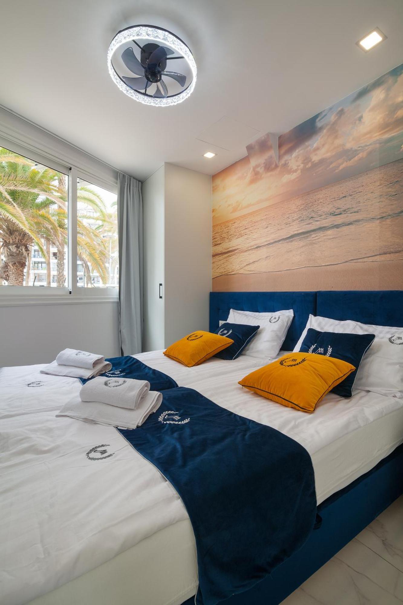 Appartement Ponderosa Next To The Pool With Big Terraces Close To The And Siam Park *