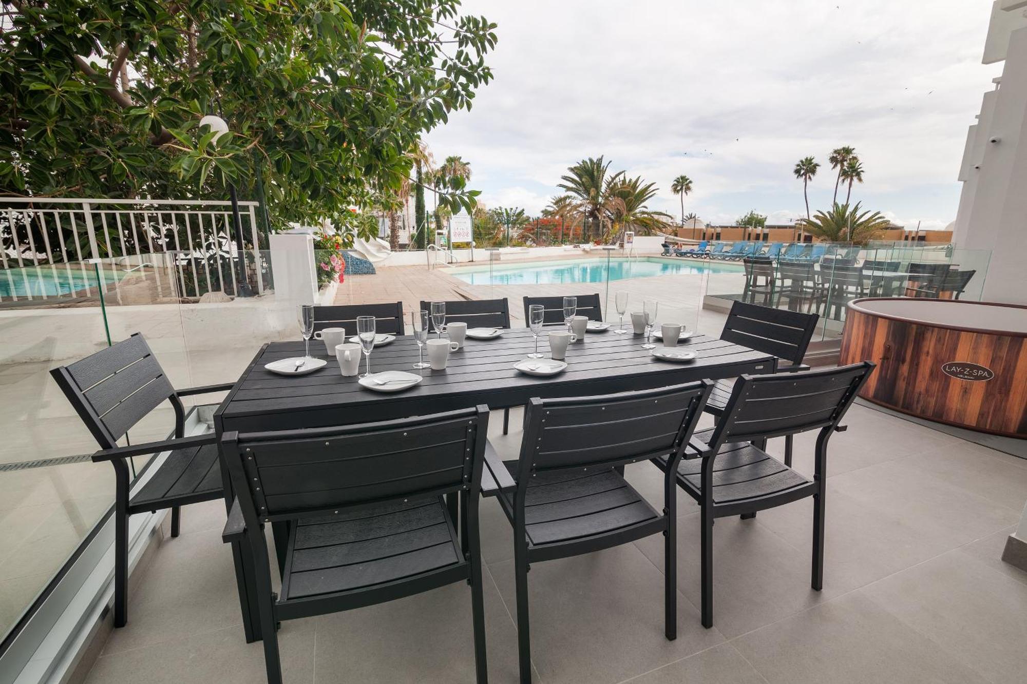 Ponderosa Next To The Pool With Big Terraces Close To The And Siam Park Appartement Playa Feñabe
