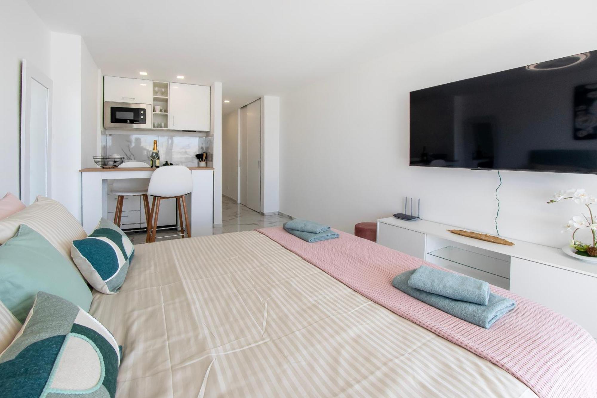Marble Sea View Ponderosa 606 Apartment