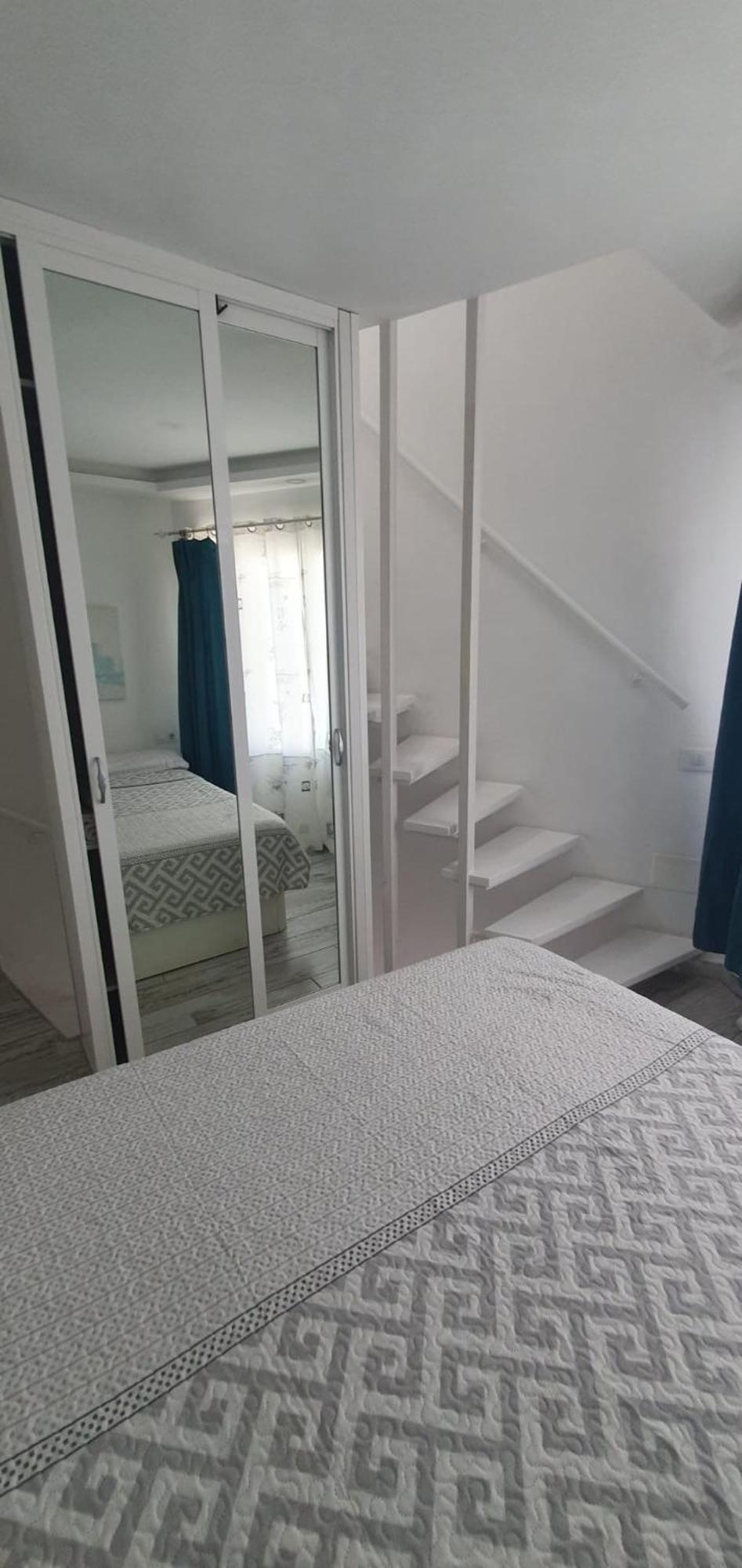 Wonderful White Appartament In Tortugas Apartment Playa de las Americas (Tenerife)