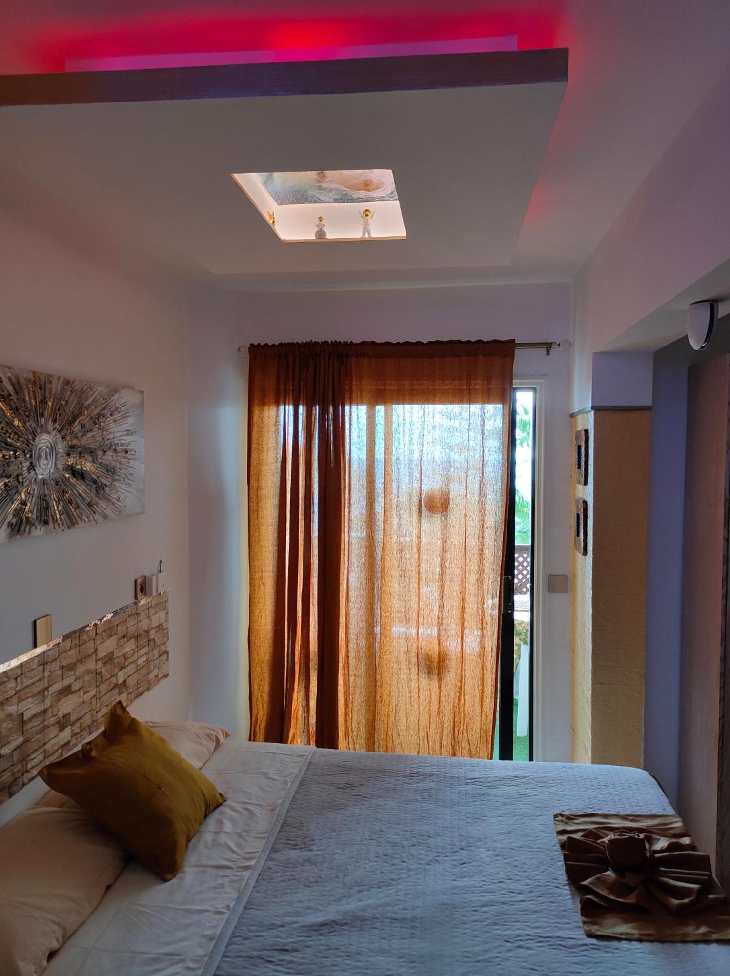 Apartment Lovely Views, Heated Pool, Great Location San Miguel de Abona
