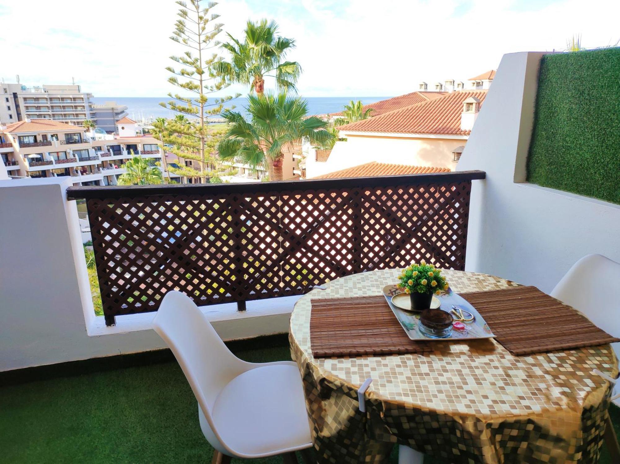 Lovely Views, Heated Pool, Great Location