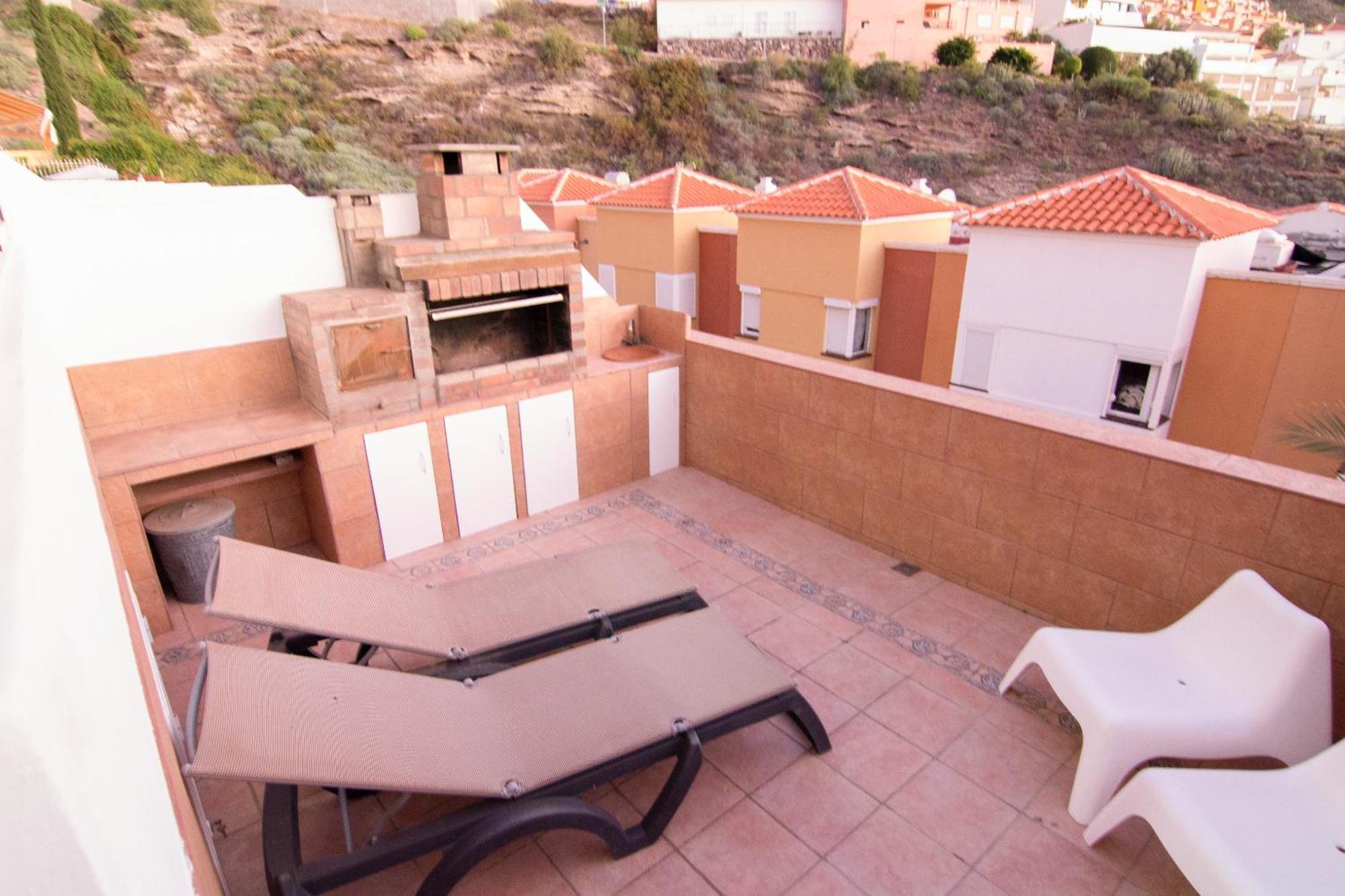 Appartement Townhouse With A Sea View In *