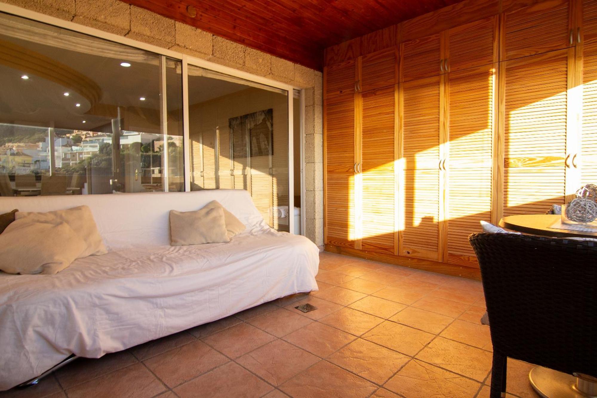 Appartement Townhouse With A Sea View In *