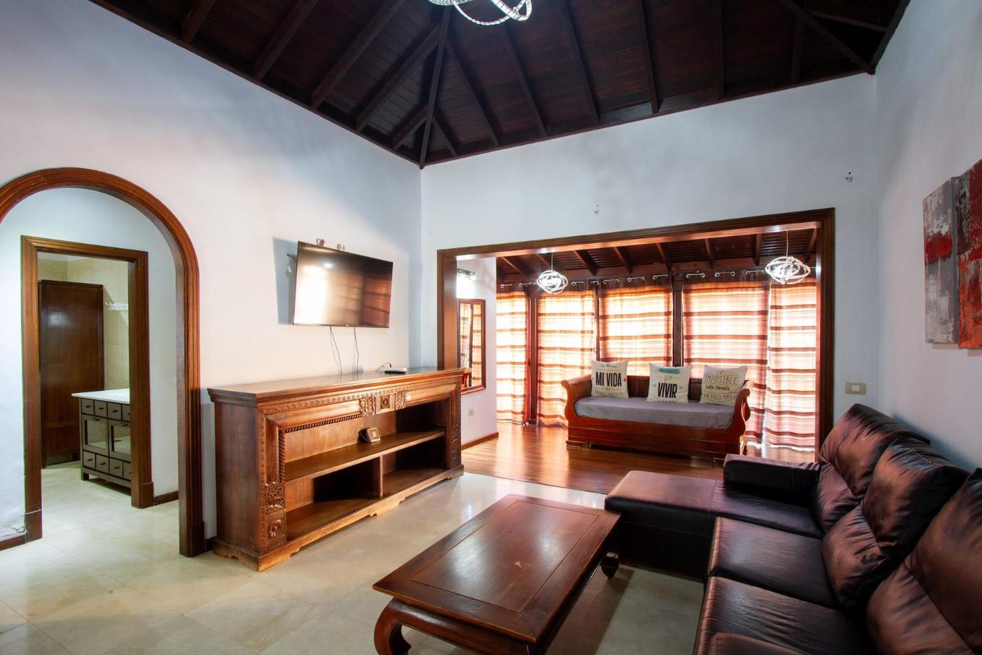 Jardin De Buda Villa Arona (Tenerife)