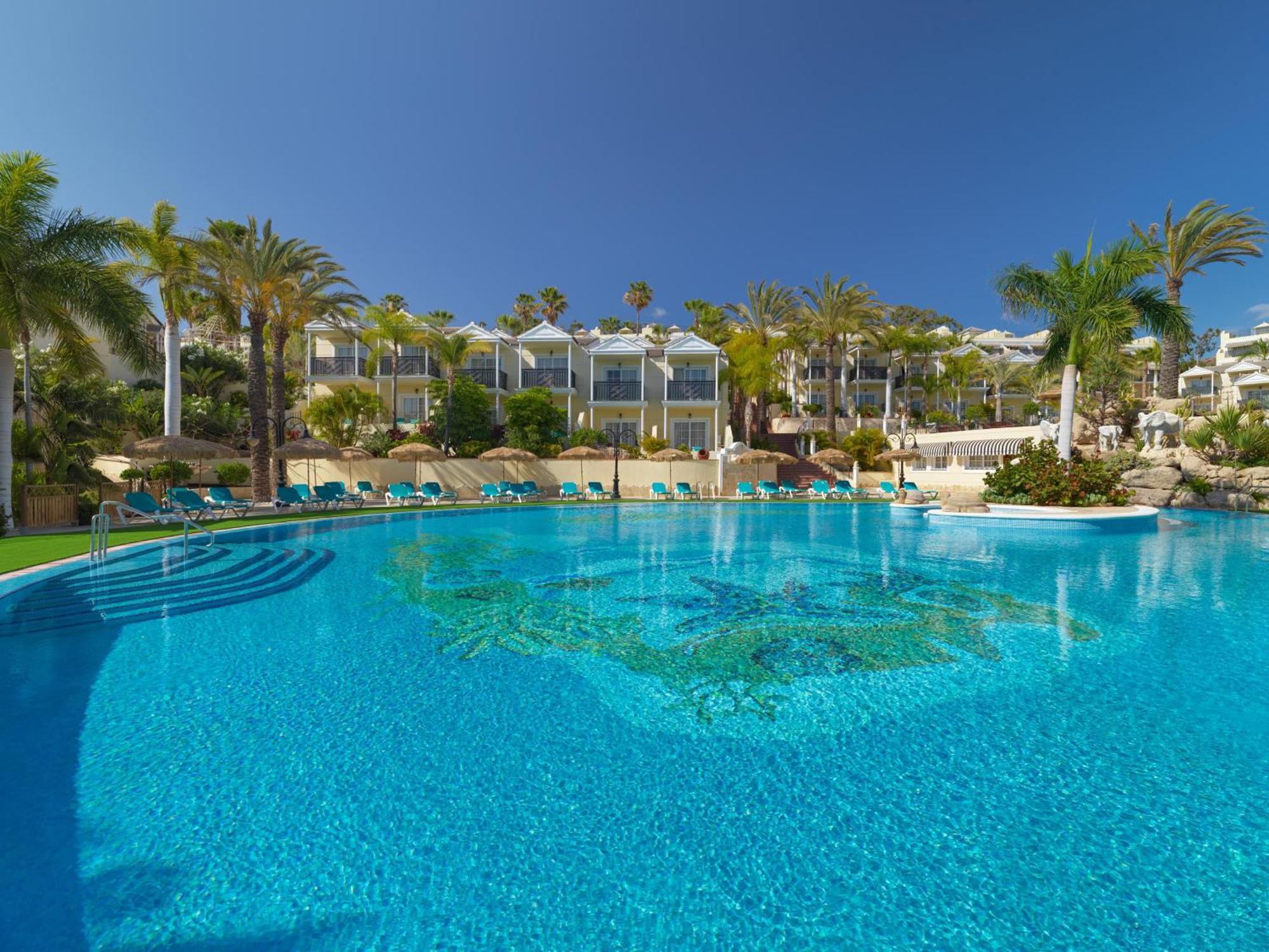 Gran Oasis Hotel 4*