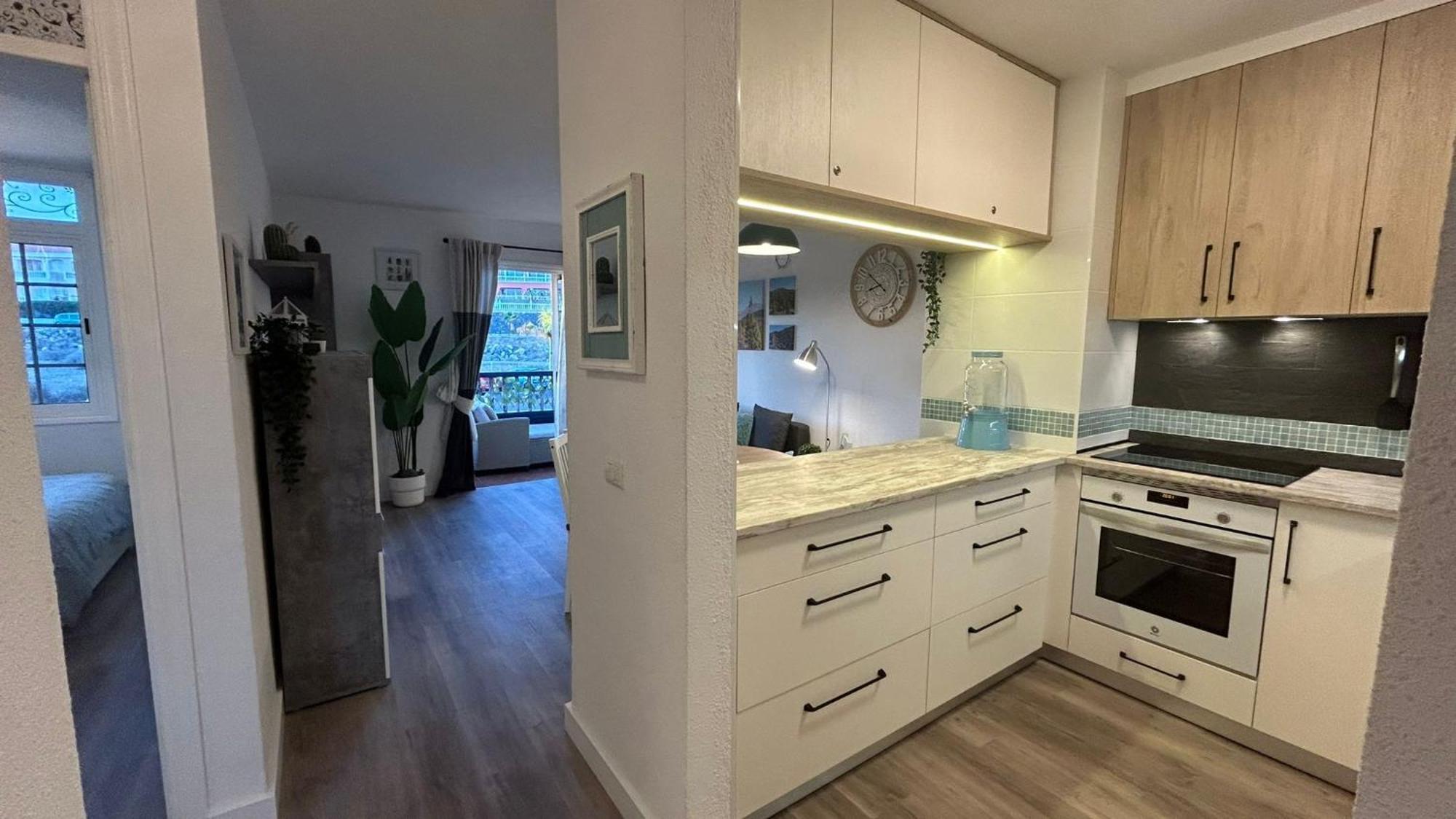 Huebsche Mit 2 Schlafzimmern, Pool Und Wlan, Strandnaehe Apartment *