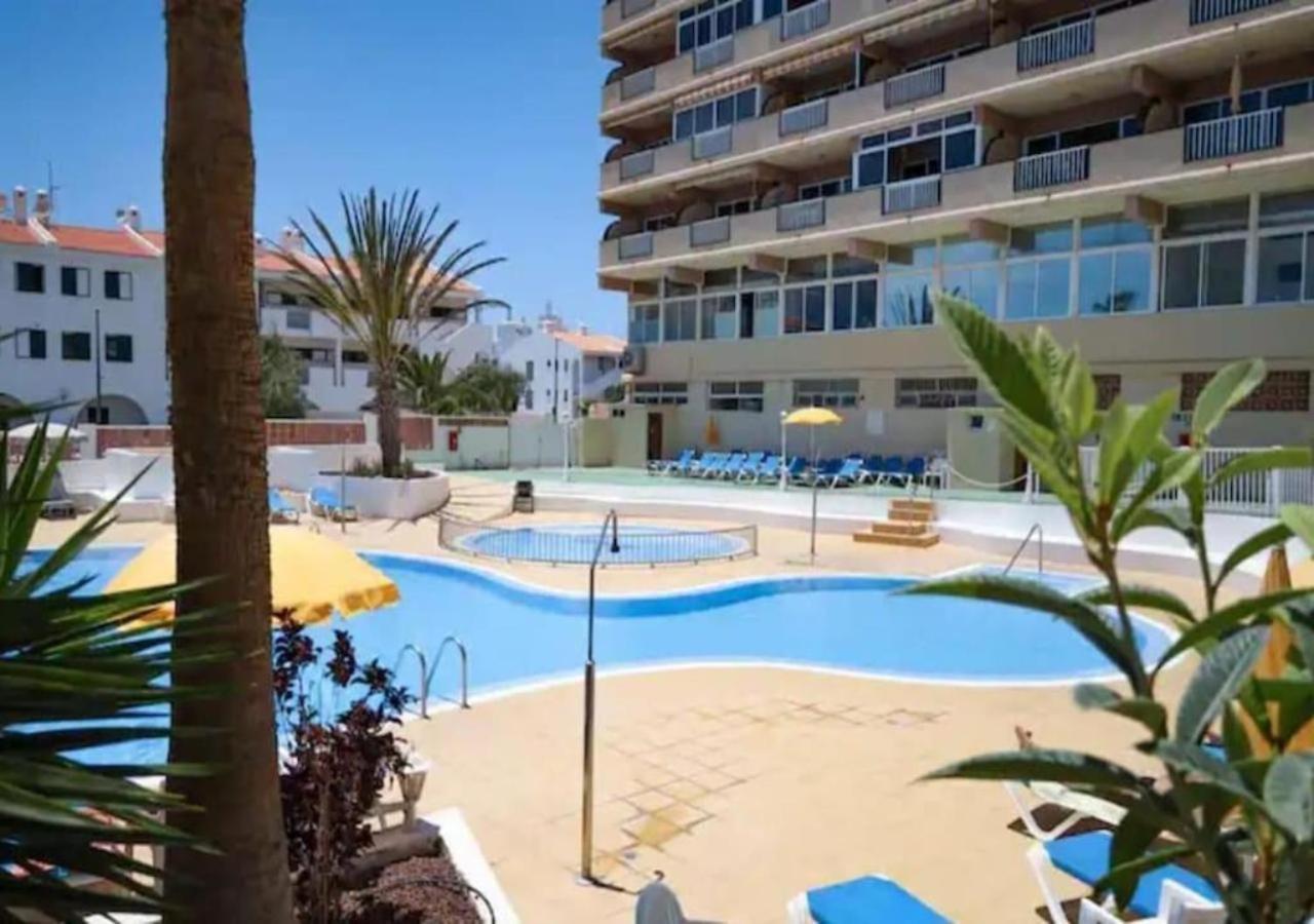 2bedroom 200m From *
