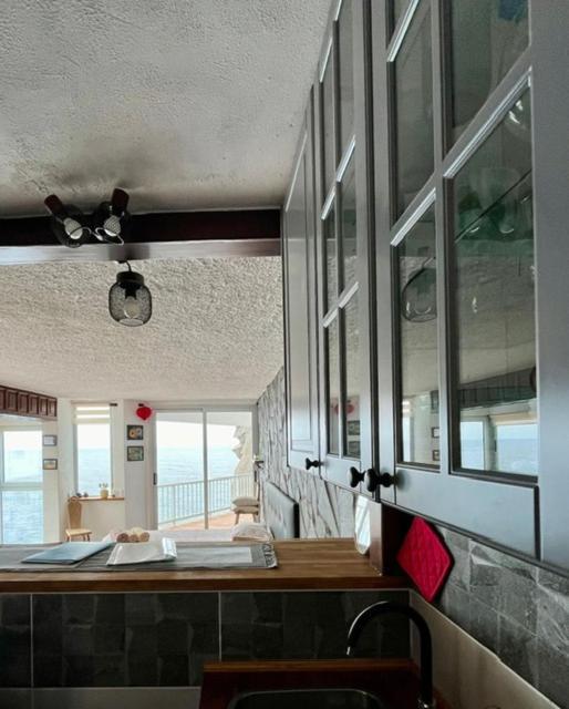 Sea Lover's Nest