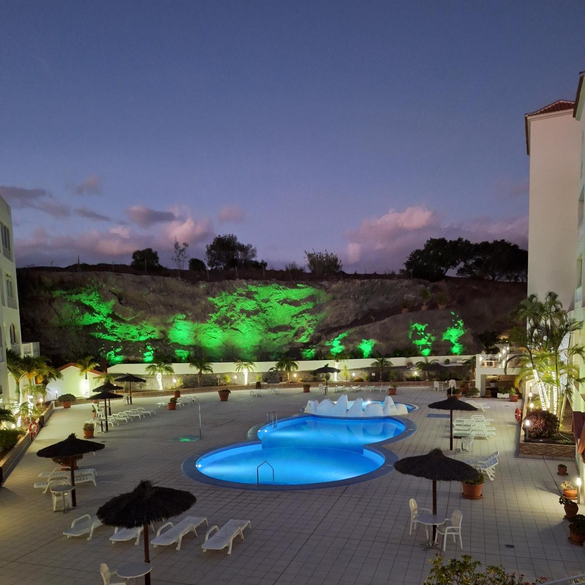 Pool View In Ocean Golf Cc K115 Apartamento