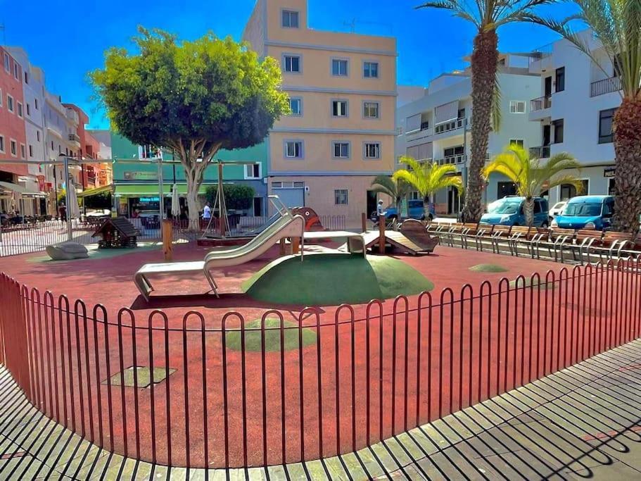 El Anclaje De Galletas Arona (Tenerife)