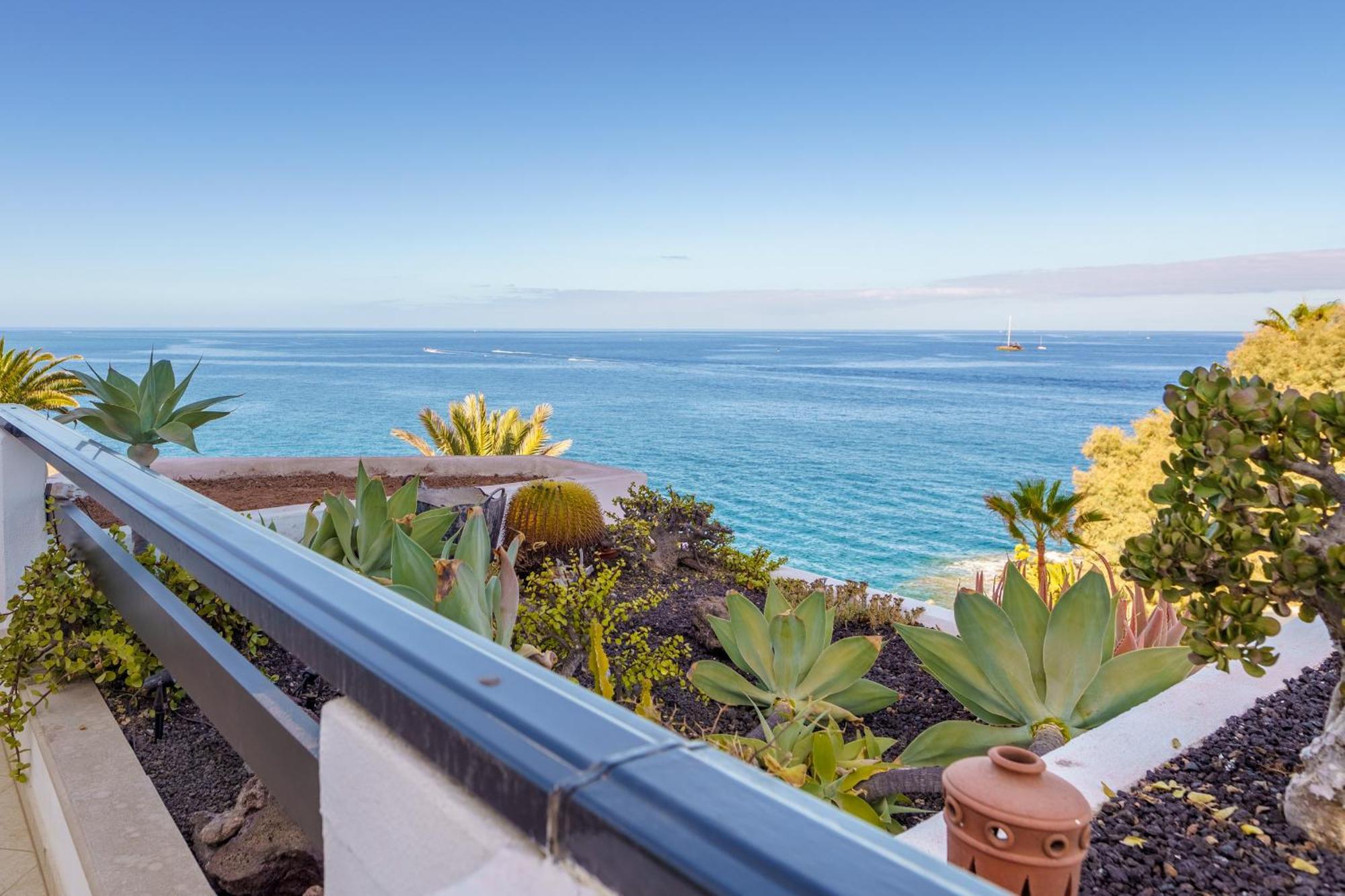 Exclusive Sea Views Villamar - Big Terrace & Pool Apartment