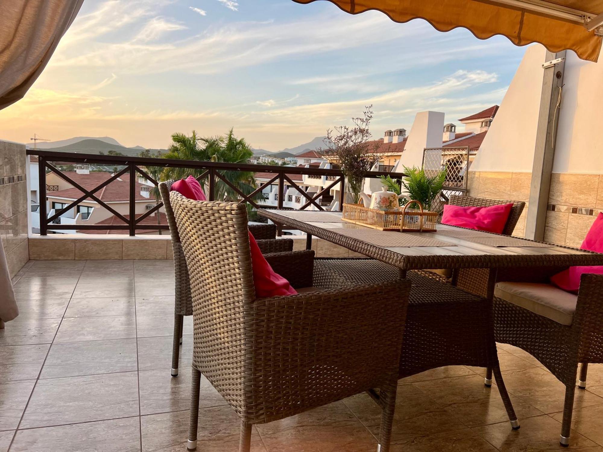 Penthouse In Golf Del Sur Apartment