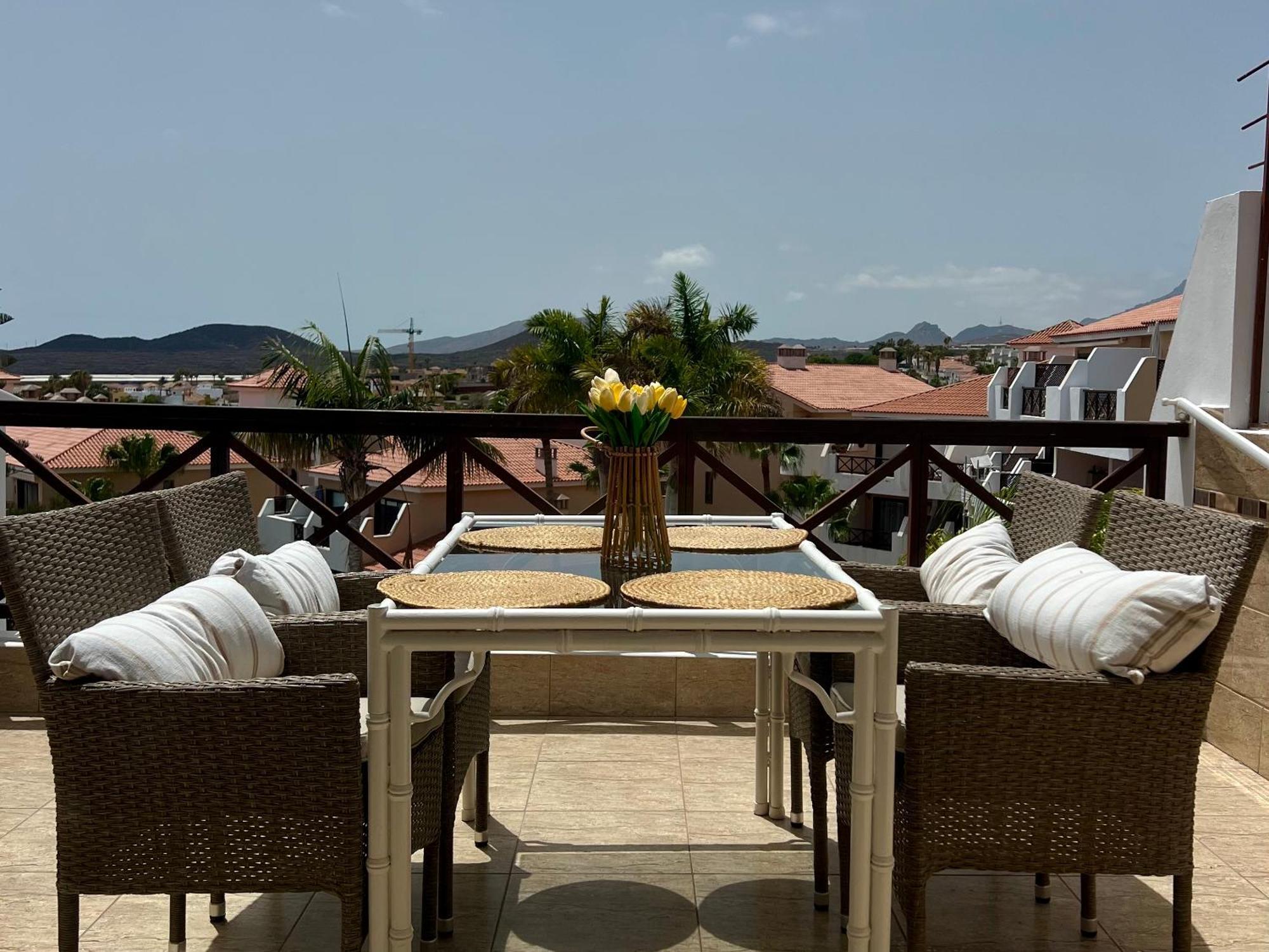 Penthouse In Golf Del Sur 2 *